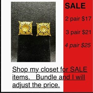 Hand Crafted Radiant Gold
Square Earrings